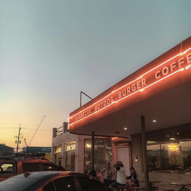 Cafe Racer