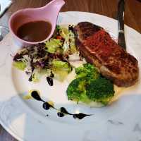 <Plato Cafe & Bistro> 西餐廳