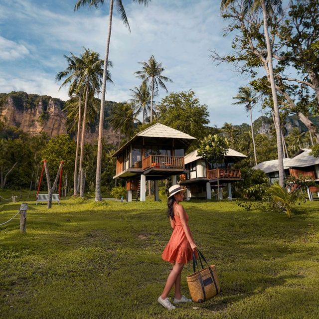 รีสอร์ทลับ ที่ต้องนั่งเรือไป Tinidee Hideaway 