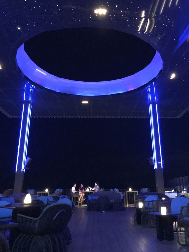 Horizon Rooftop Restaurant & Bar 