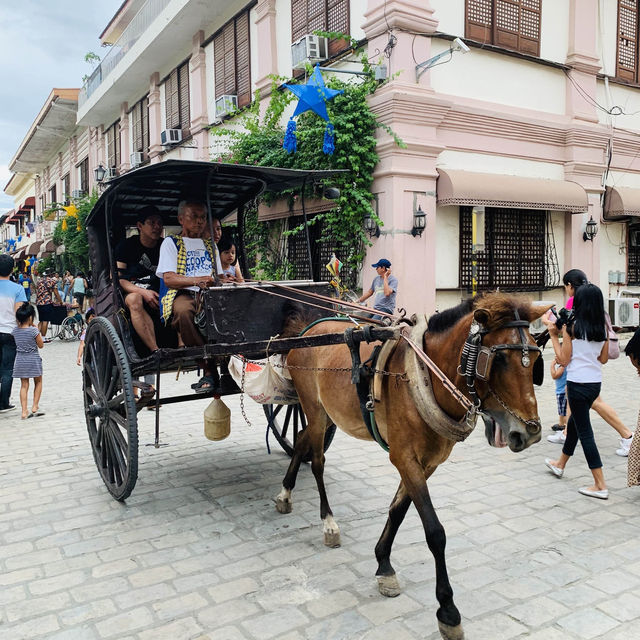 GET LOST AND FOUND AT CALLE CRISOLOGO 