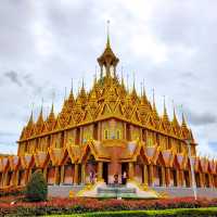วัดท่าซุง ชมวิหารแก้ว ตื่นตาปราสาททองคำ