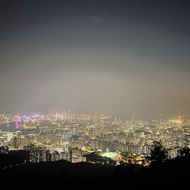 飛鵝山的日與夜🌅🌄🌌