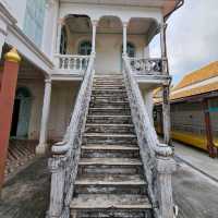 วัดเก่าแก่กลางเมืองภูเก็ต
