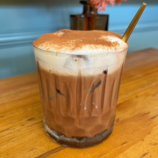 油麻地｜落地大玻璃木系輕工業風cafe🍳☕️🥐