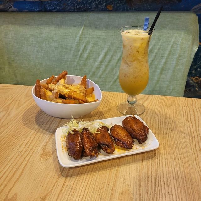 重遊經典樓上Cafe