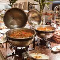 𓉮 Lunch Buffet in Cafe Marco