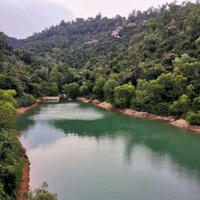 falling for Hac Sa Reservoir Country Park