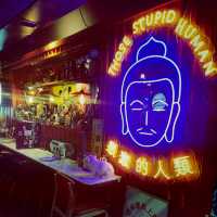 Playful Hong Kong-style cafe 