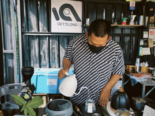 ร้านกาแฟslowbar ย่านตลิ่งชัน-ราชพฤกษ์ 