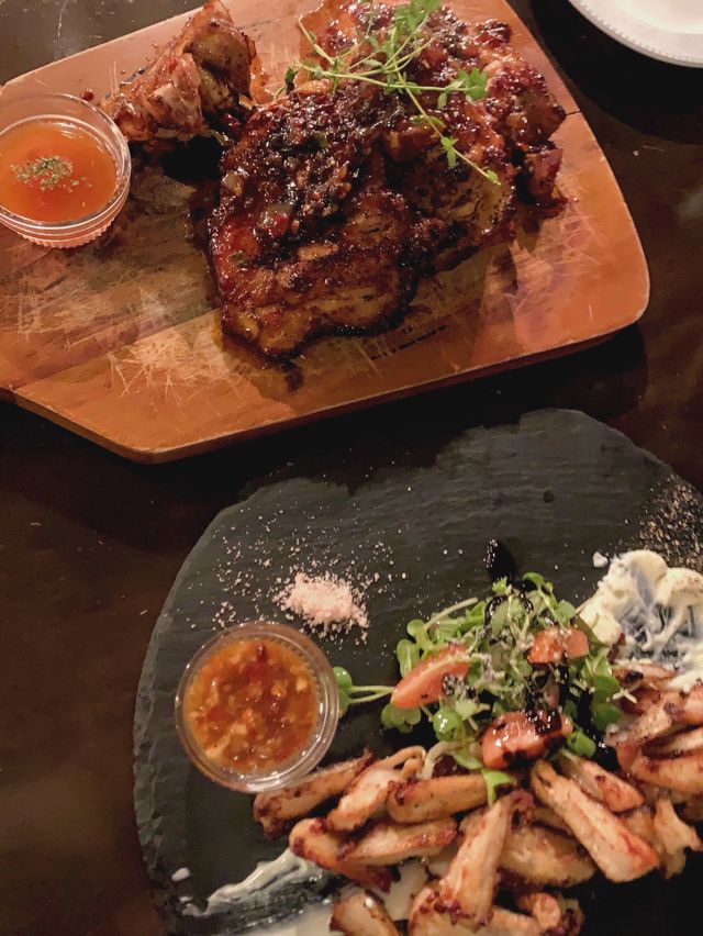 맛있는 요리와 멋있는 분위기 