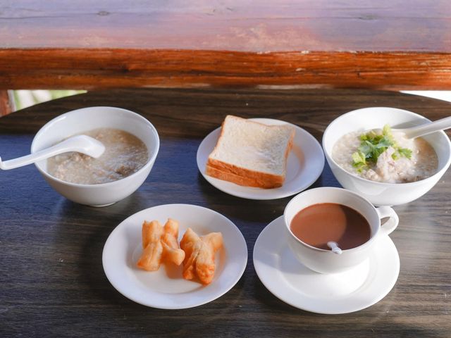 หม่อลาวเชียงคาน  #ที่พักริมโขงคนละ400บาท