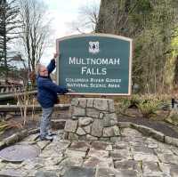 Multnomah Falls: Family-Fun-Festivities