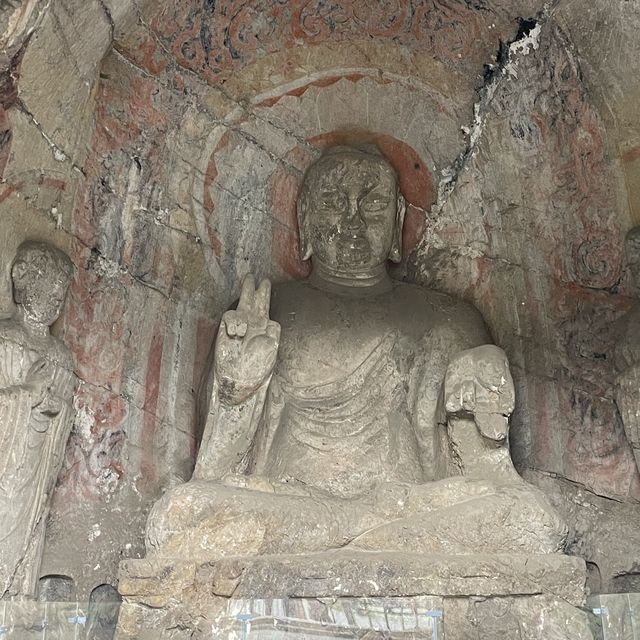 Longmen Grottoes, must visit site in Luoyang