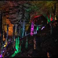 Yellow Dragon Cave 