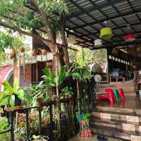 บ้านเพียงพอ โฮสเทล เกาะหลีเป๊ะ