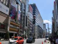東京繁華商業區，大型品牌聚集地