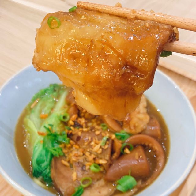 旺角港日車仔麵店😍必點九格定食打卡