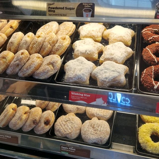 Mr.HaPpY at Dunkin