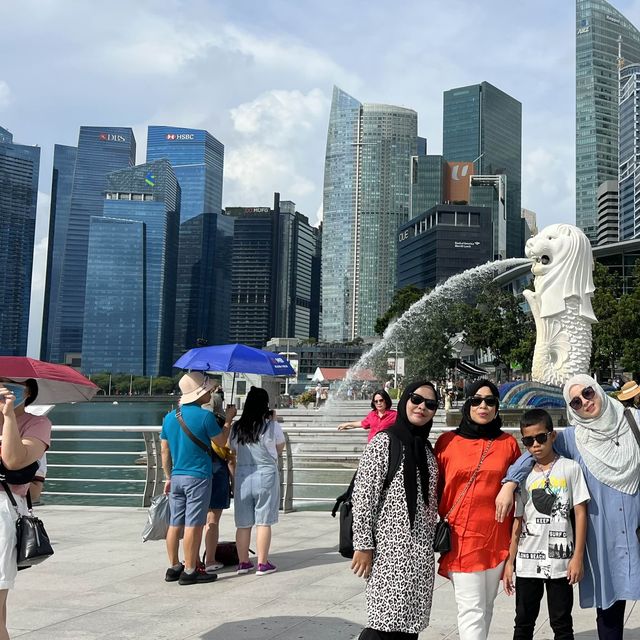 Merlion  สัญลักษณ์แห่งสิงคโปร์ 