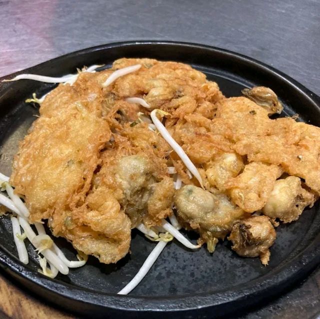 krua phon lamai 曼谷唐人街內巷 著名鐵板蠔餅店