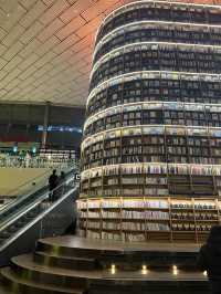 Starfield Library @COEX Mall, Korea