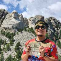 Mount Rushmore-Crazy Horse-1880 Train