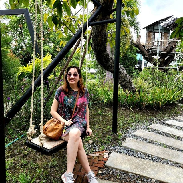 คาเฟ่ บาหลี 81 Cafe ลพบุรี