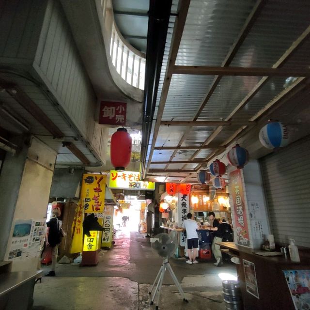  【沖縄 那覇】公設市場の奥の沖縄✨✨✨