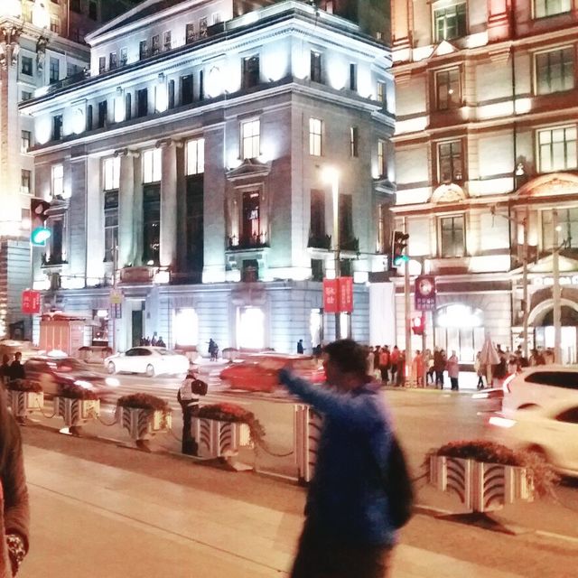 走進大上海 感受異國風情的和平飯店