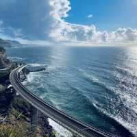藍色海洋路(Grand Pacific Drive) 廣闊無際的海景，迷人的漁港小鎮