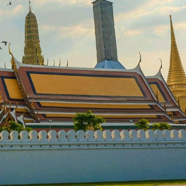 🙏ไหว้พระขอพรต้อนรับปีใหม่ วัดพระแก้ว🙏