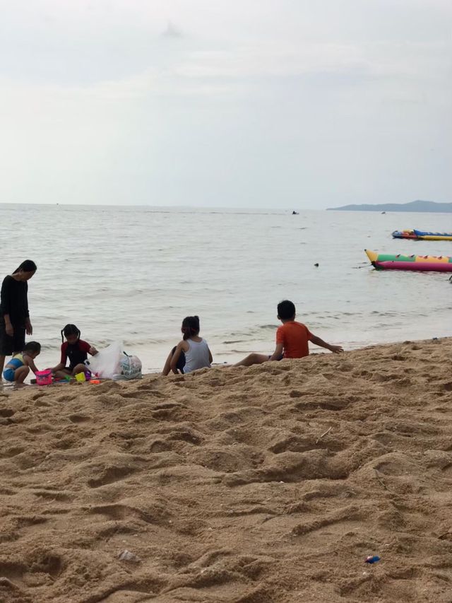 ชายหาดจอมเทียน พัทยา⛱