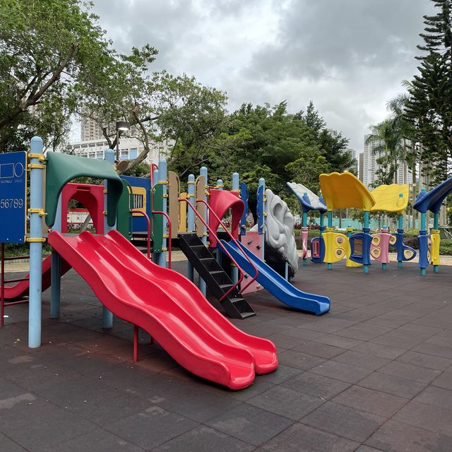 免費大型兒童遊樂場