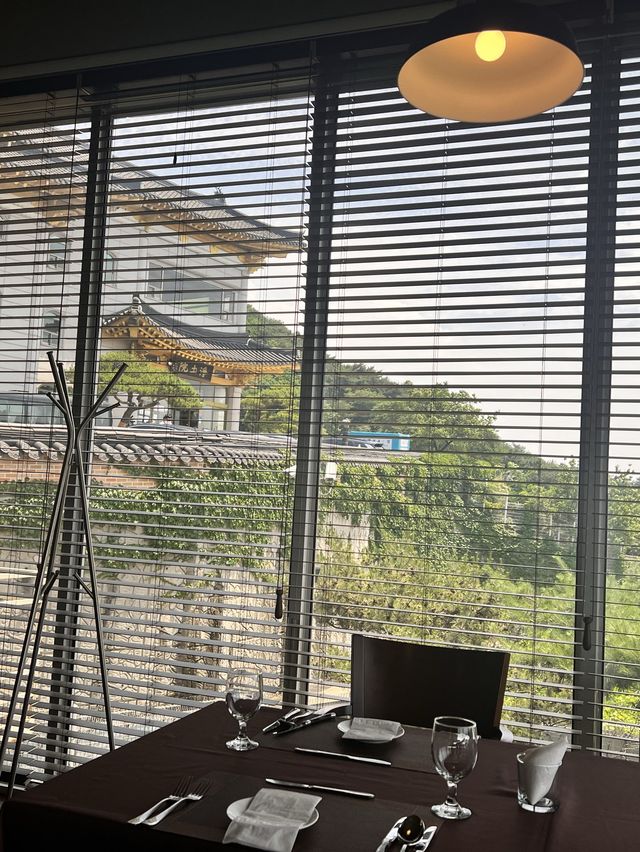 인천 기념일 레스토랑, 송도 라비스타