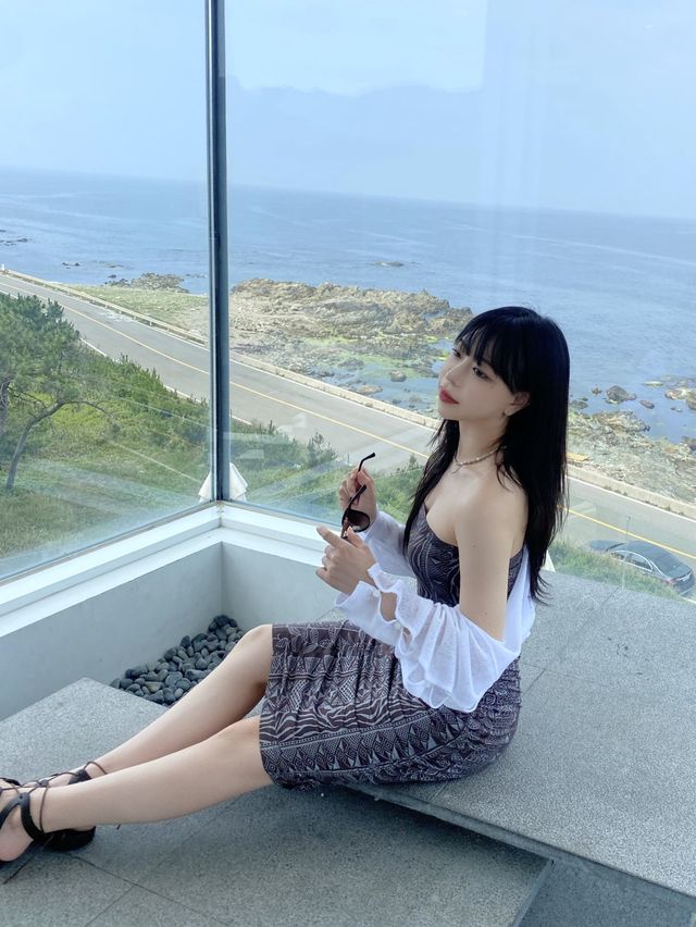 평화로운 오션뷰 카페🌳🌊