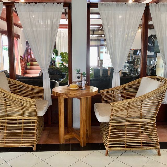 Comfortable at Mineral coffee shop