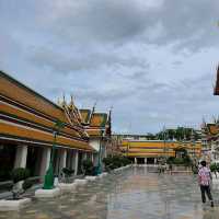 Thai temple with a Chinese twist 