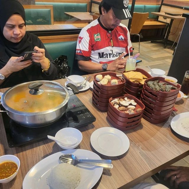 Authentic Thai Steamboat