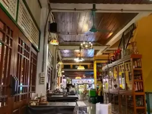 Ca Phe Viet Restaurant & Coffee
