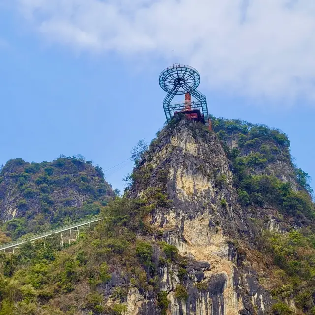 Gulongxia Glass Bridge Exploring
