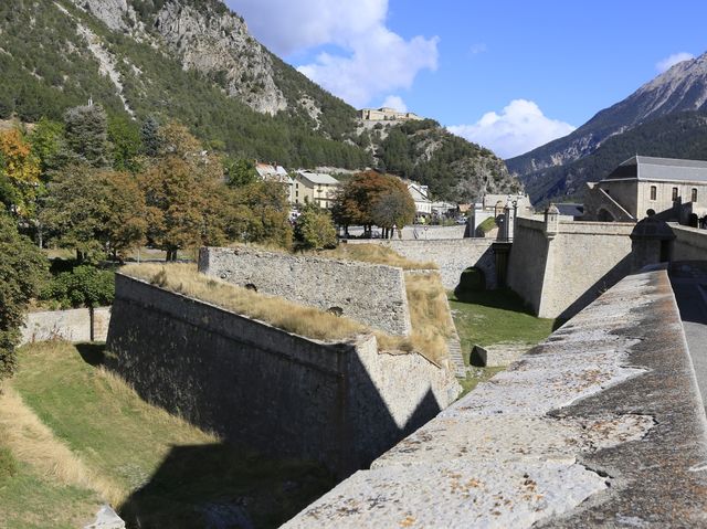 世界文化遗产法国沃邦要塞之布里杨松要塞