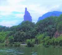 Danxia on the water