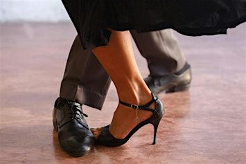 Art in Motion: Latin Dance Styles with Mambo Dinámico | Artspace