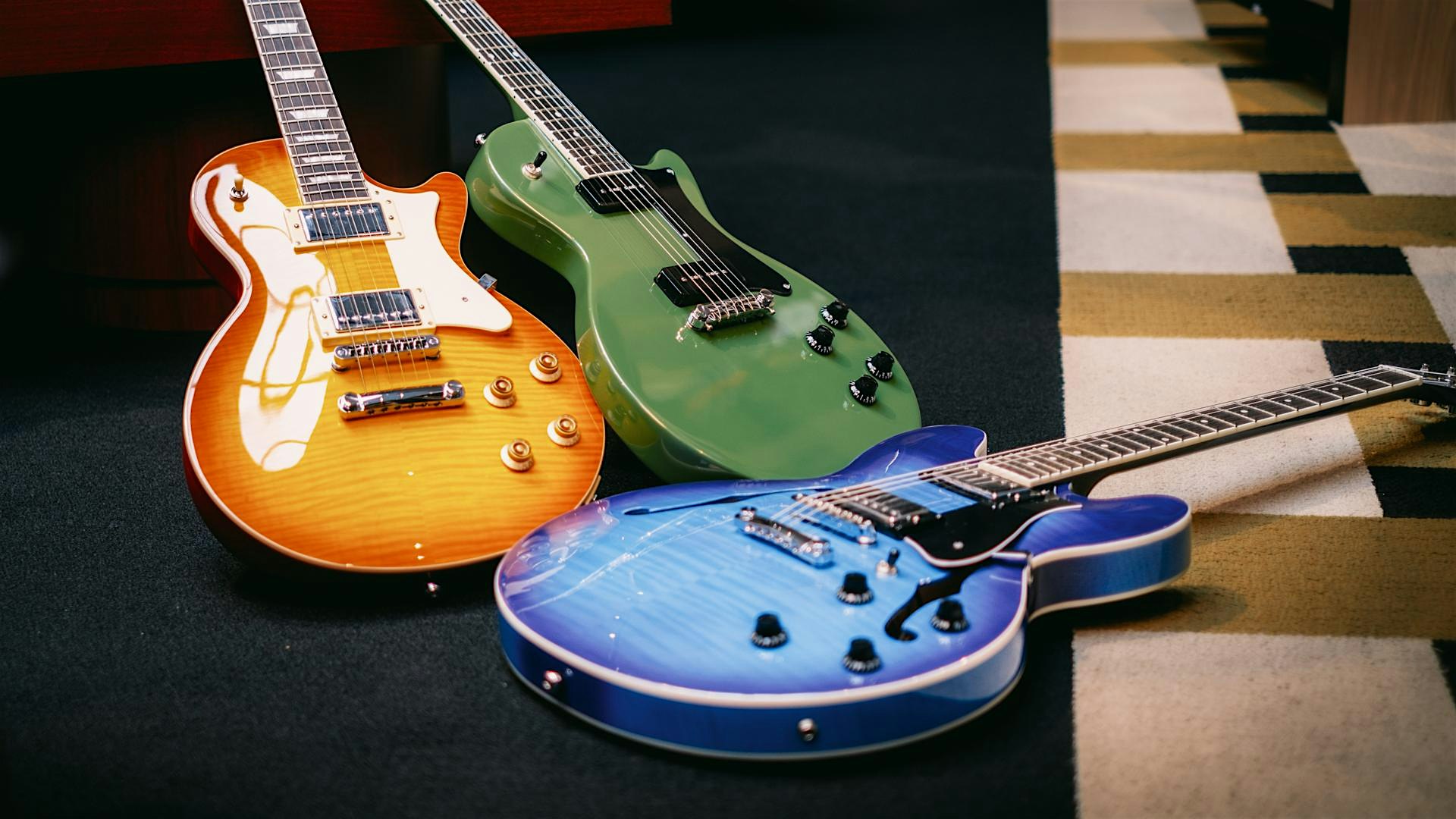 Workshop: Finding your First Electric Guitar | Swee Lee Flagship Lot 10