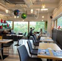 鬧市中綠林風景Cafe