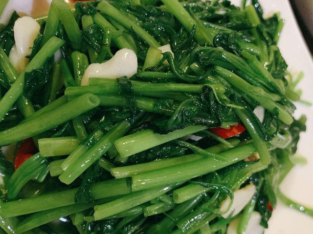 士林區超熱門熱炒店｜吉祥小館😋份量大菜色多樣化又好吃