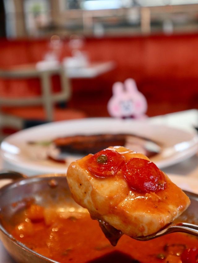 【✨中環高質weekend brunch自助餐 任食生蠔🦪 環境好靚宮殿feel打卡一流🕌🖤️】