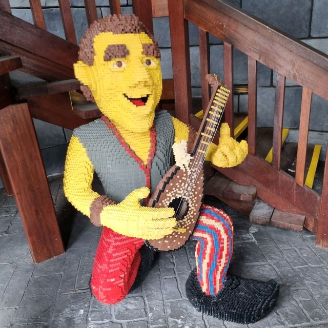 Go On A Lego Figurine Sculpture Hunt