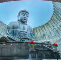 The Hill of the Buddha 頭大仏, 